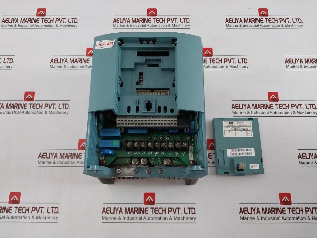 Ssd Drives 605/040/400/3/F/0011/Uk/000 380-460 Vac 3Ph 50/60Hz 5V5