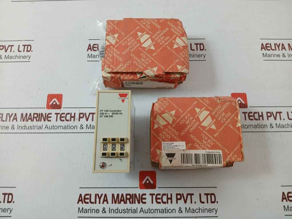 St 199 230 Carlo Gavazzi 230V 50/60Hz Temperature Controller