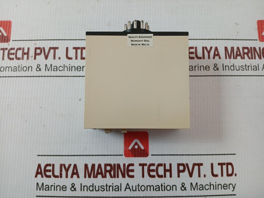 St 199 230 Carlo Gavazzi 230V 50/60Hz Temperature Controller