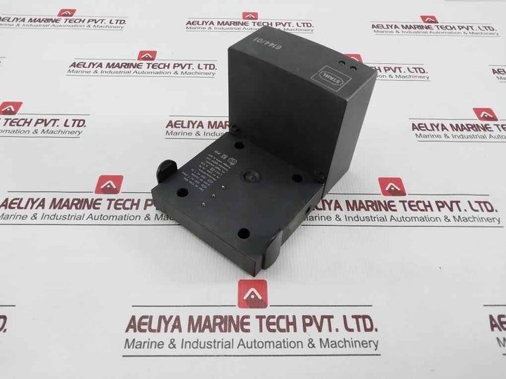 Stahl 6144/01 Battery Charger Ip20 230V Ac 0.10A 50Hz