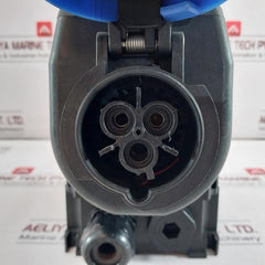 Stahl 8570/11-306 Wall Mounted Socket 200-250V