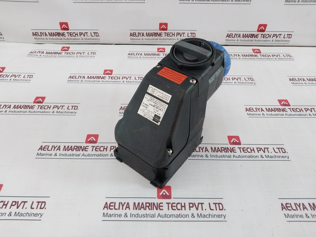 Stahl 8570/11-306 Wall Mounted Socket 200-250V