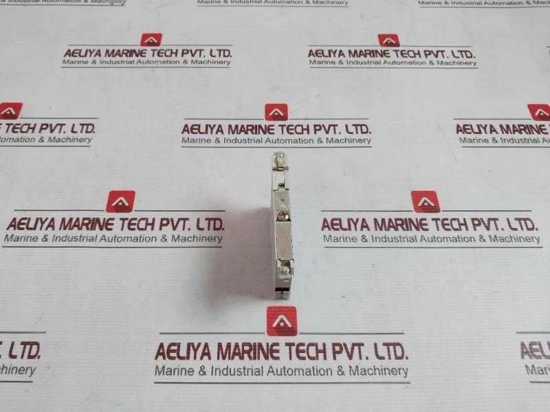 Stahl 9001/01-280-075-101 Safety Barrier 250V 28V 525Mw 75Ma 24V