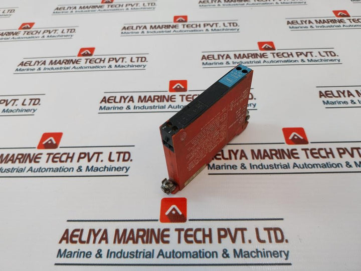 Stahl 9001/01-280-165-10 Intrinspak Safety Barrier Module 250V
