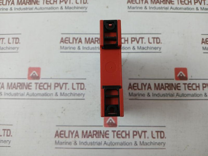 Stahl 9318/11-11-10 Ma-isolating Repeater 250V 8.7V 0.4Ma 0.87 Mw 65 C