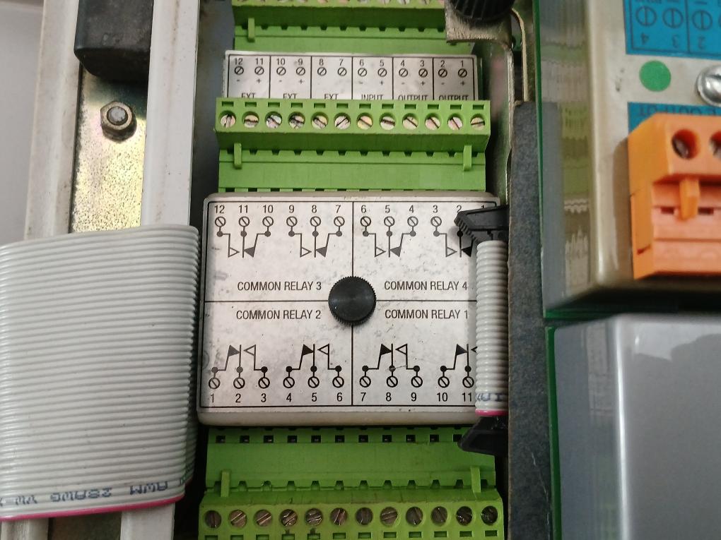 Status Scientific Controls Monitoring Control Panel 110V-120Vac 60Hz Mcu3