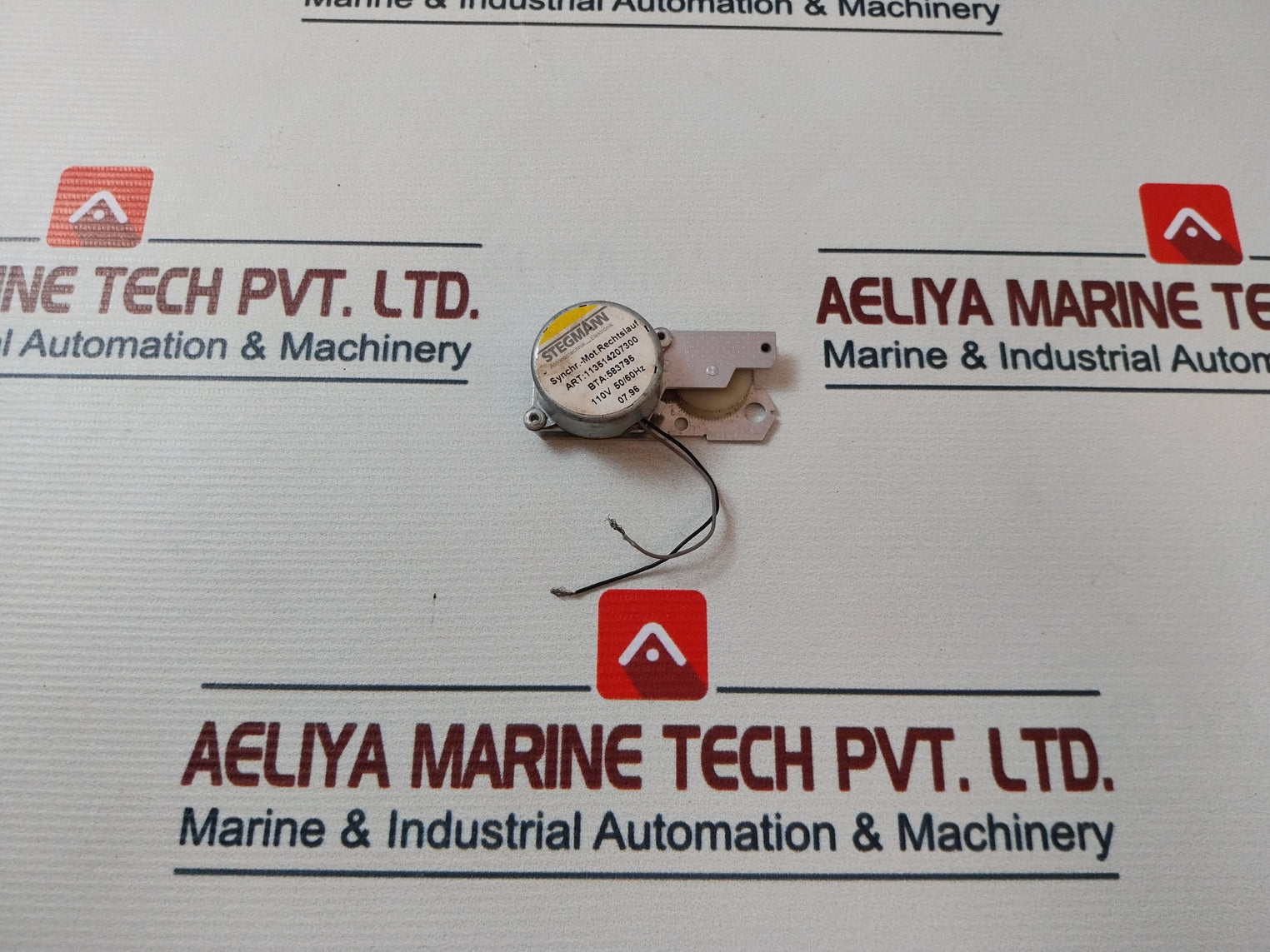 Stegmann 113514207300 Synchro Motor Clockwise 110V 50/60Hz