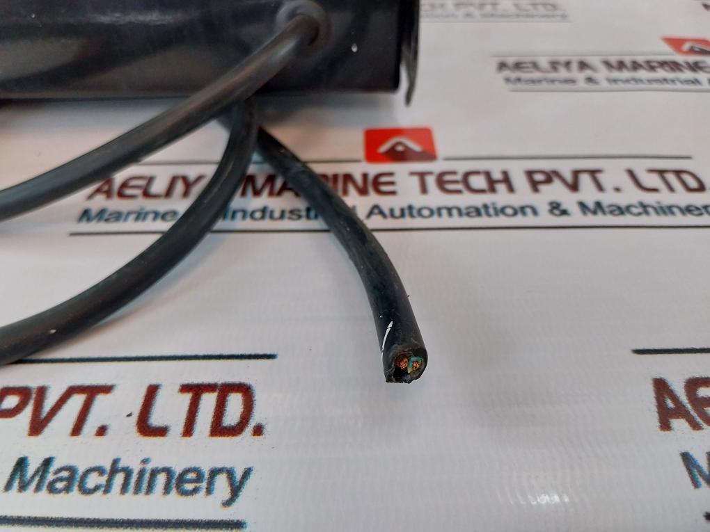 Step Up & Down Transformer St-1500W Ac Input Voltage Selector