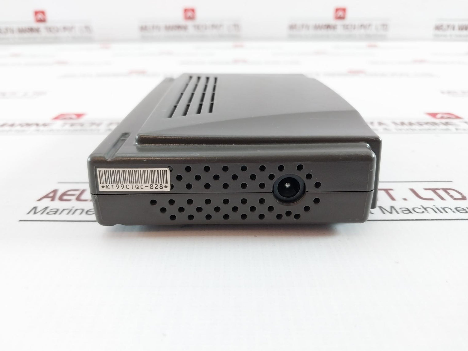 Steren Swi-005 10/100M Fast Ethernet Switch 12V~350Ma