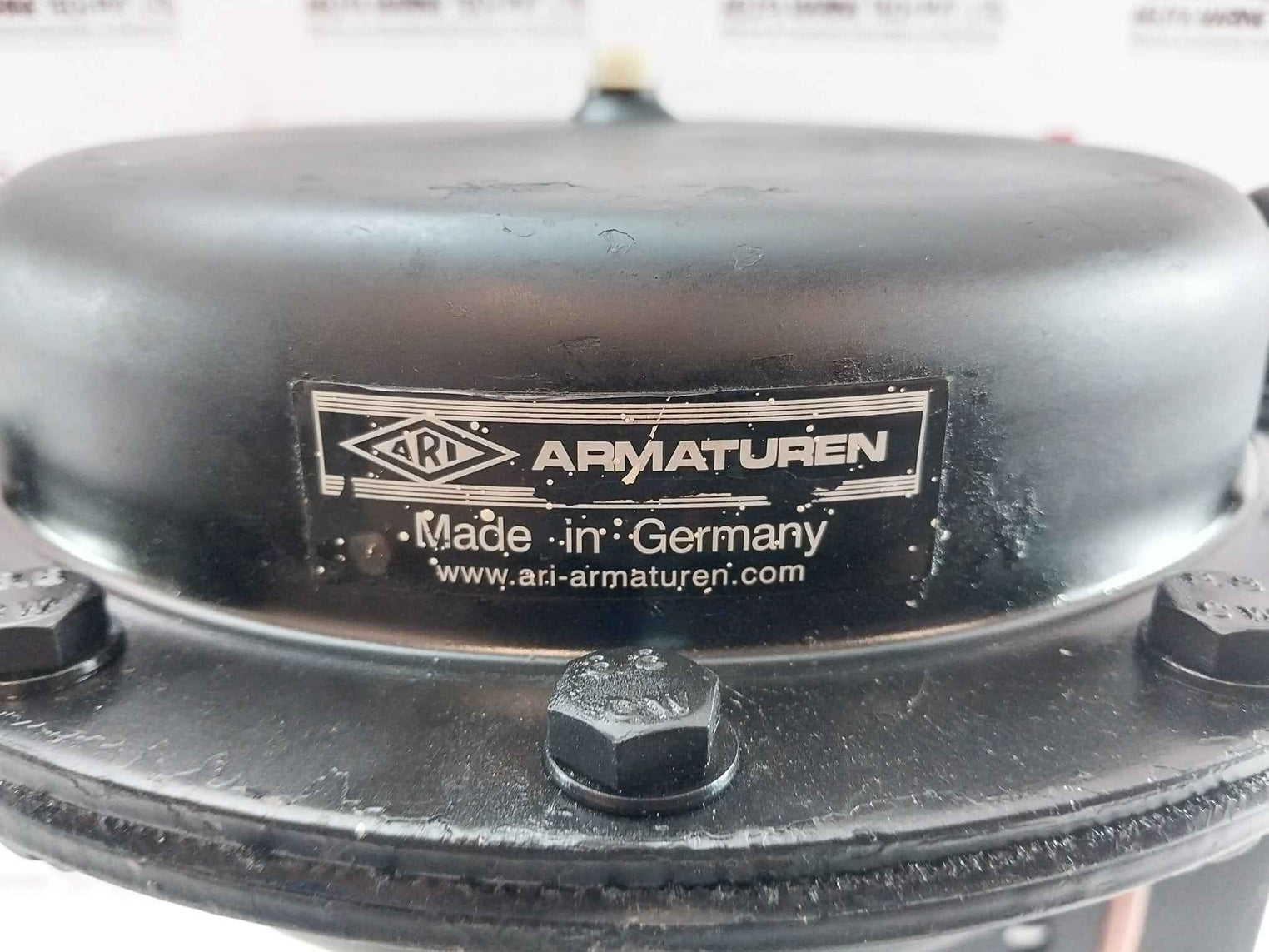 Stevi 440 Steam Control Valve W/ Pneumatic Positioner 220V/2 Port Brand Ari-armaturen