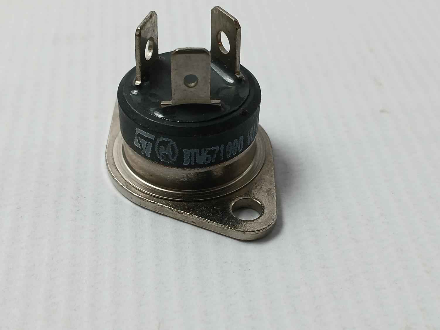 Stmicroelectronics Btw671000 Insulated Triac