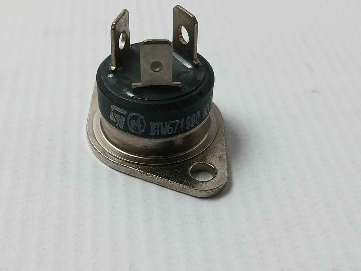 Stmicroelectronics Btw671000 Insulated Triac