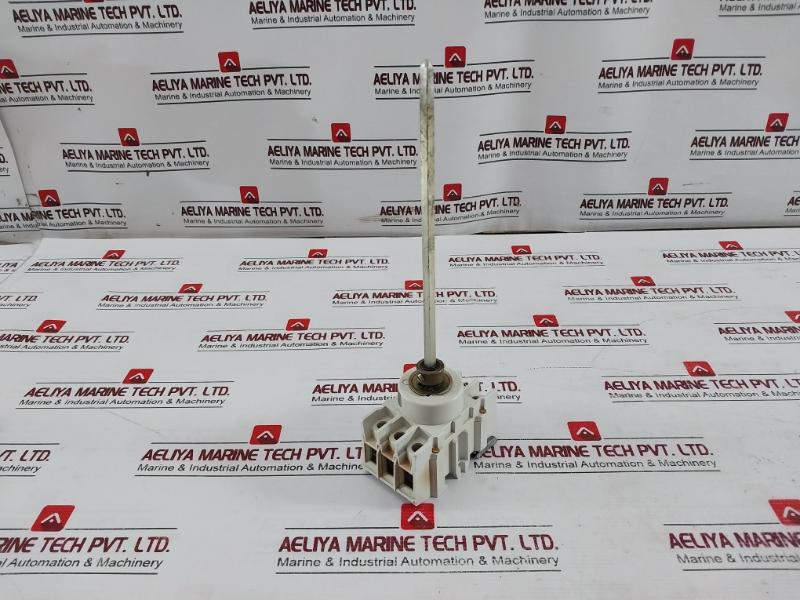 Stromberg Oetl63K3 Disconnect Switch 63Amp 3 Pole