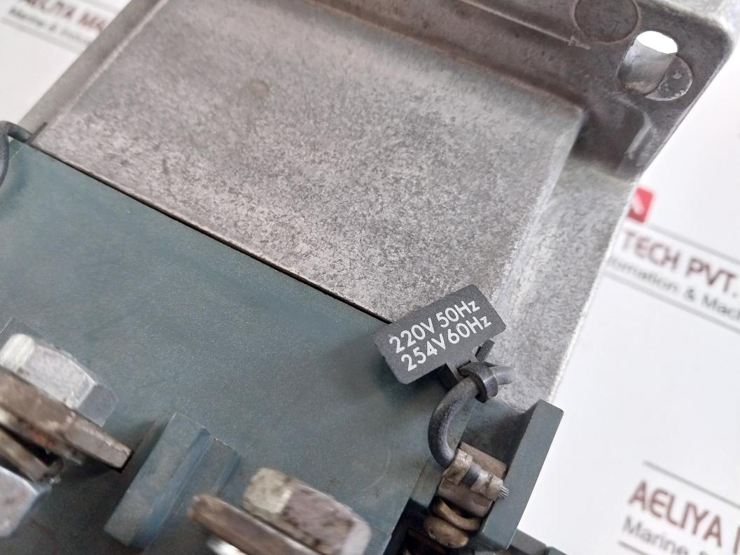 Stromberg Okym 110W22 General Purpose Contactor 220V 50Hz