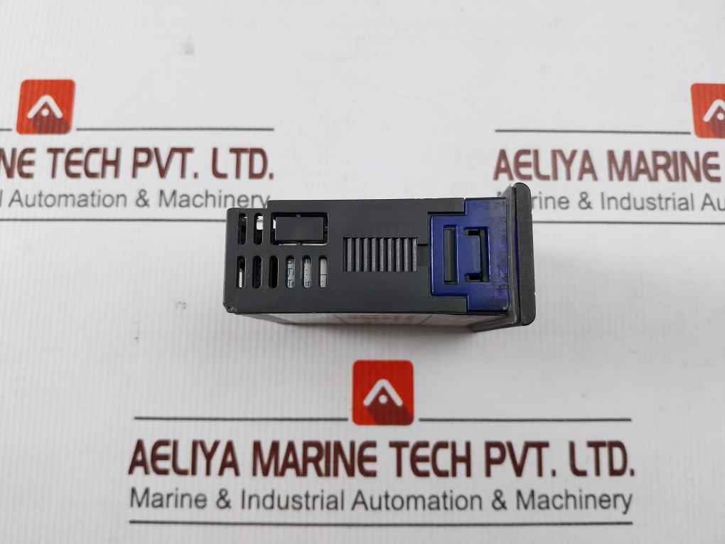 Stulz Srt-230v Temperature Controller 0c-55c 3.2va Max