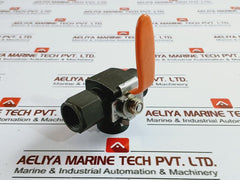 STX L32/40 3-Way Cock PK114092500345