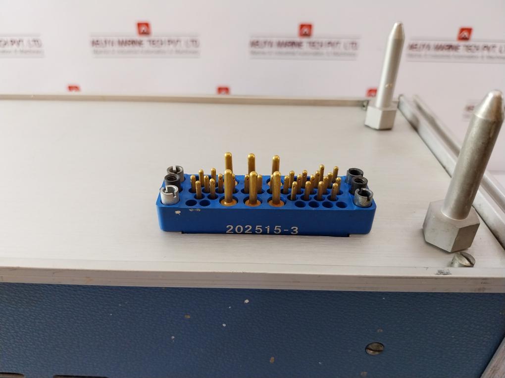 Sulzer 112.029.192.200 F0 19" Modular Electronic Control Rack System 11-33Vdc