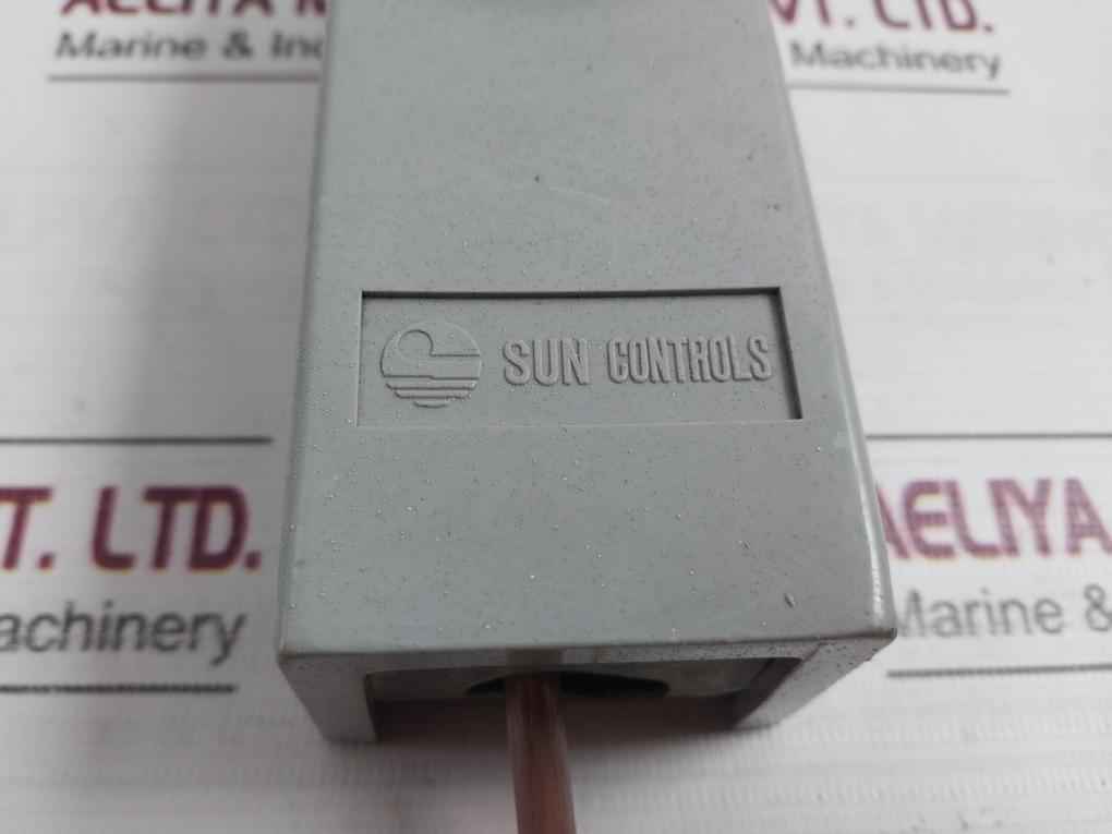 Sun Controls 0-90°C Thermostat