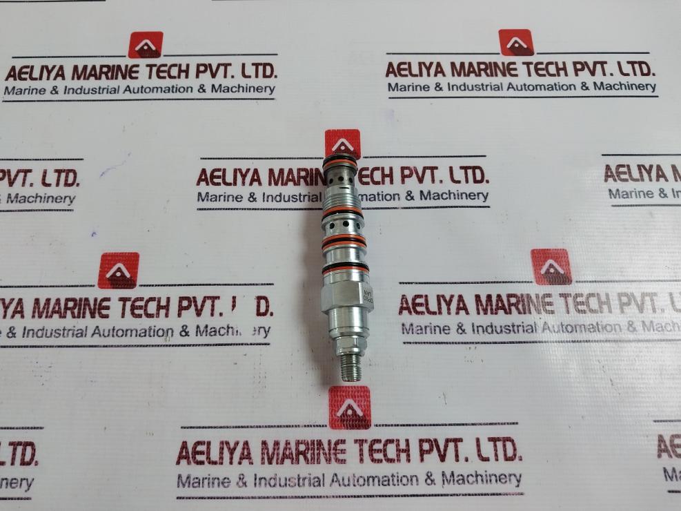 Sun Hydraulics Dpbolan 3-way, Pilot-operated, Directional Valve