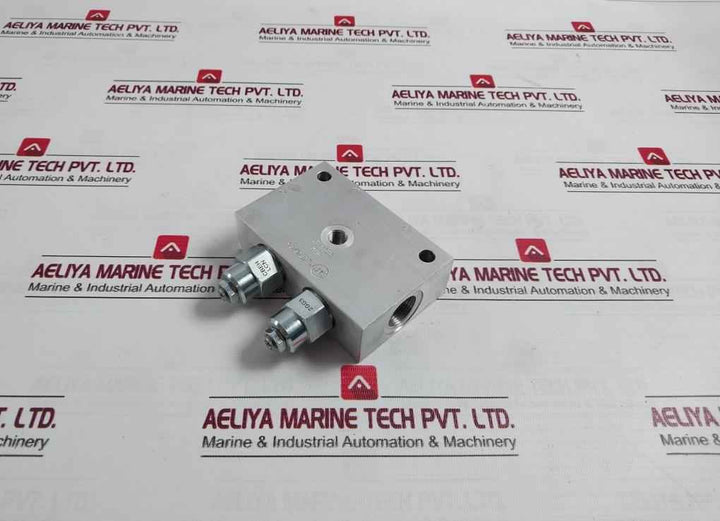 Sun Hydraulics Yhw Hydraulic Valve Manifold Block 2Bv4-g1