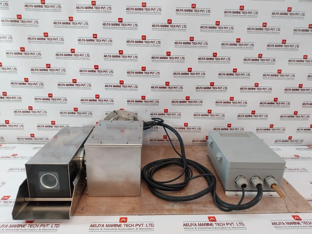 Sungjin Elecomm Sj2000Rx Cctv Camera Control Receiver Ccr-2000C, Lcu3006