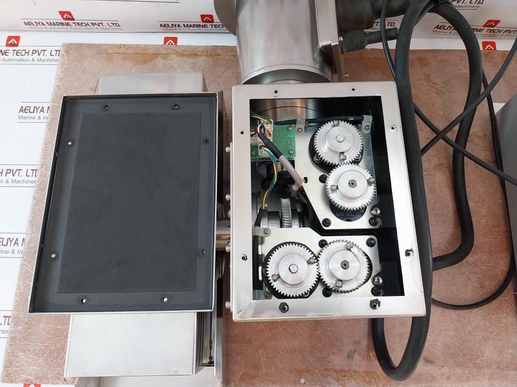 Sungjin Elecomm Sj2000Rx Cctv Camera Control Receiver Ccr-2000C, Lcu3006