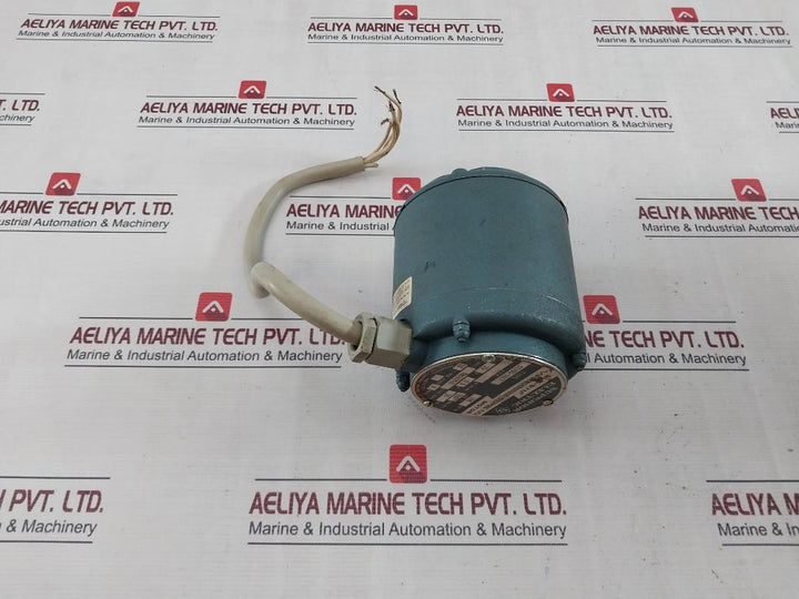 Superior Electric Ss150-1017 Synchronous/Stepping Motor 25V 0.5A12