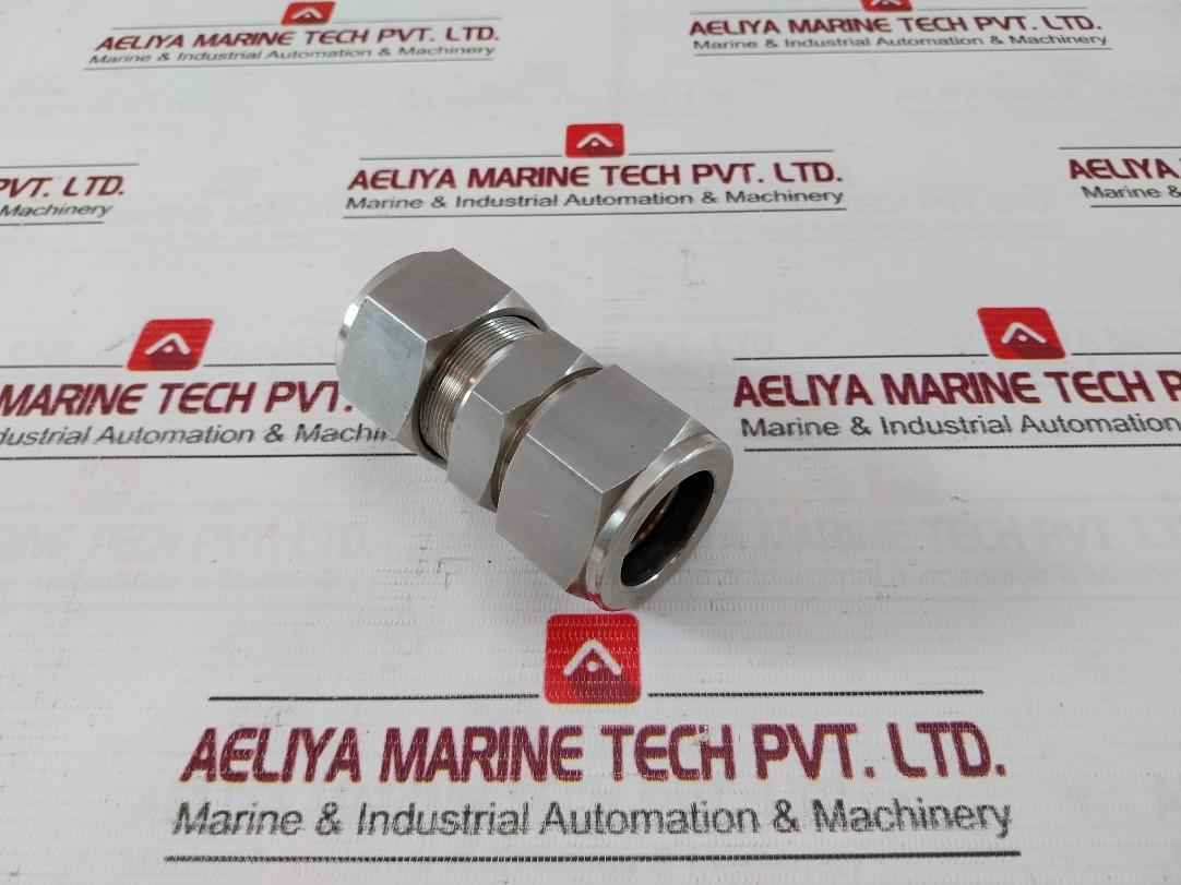 Superlok 316 Scf 1-1/4 S Stainless Steel Tube Fitting