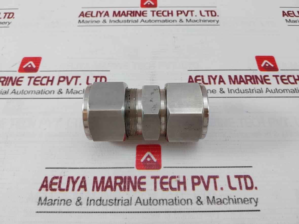 Superlok 316 Scf 1-1/4 S Stainless Steel Tube Fitting