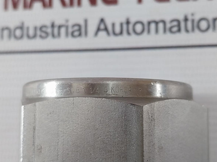 Superlok 316 Scv Ss Tube Fitting 316 Scb 1 1/4S