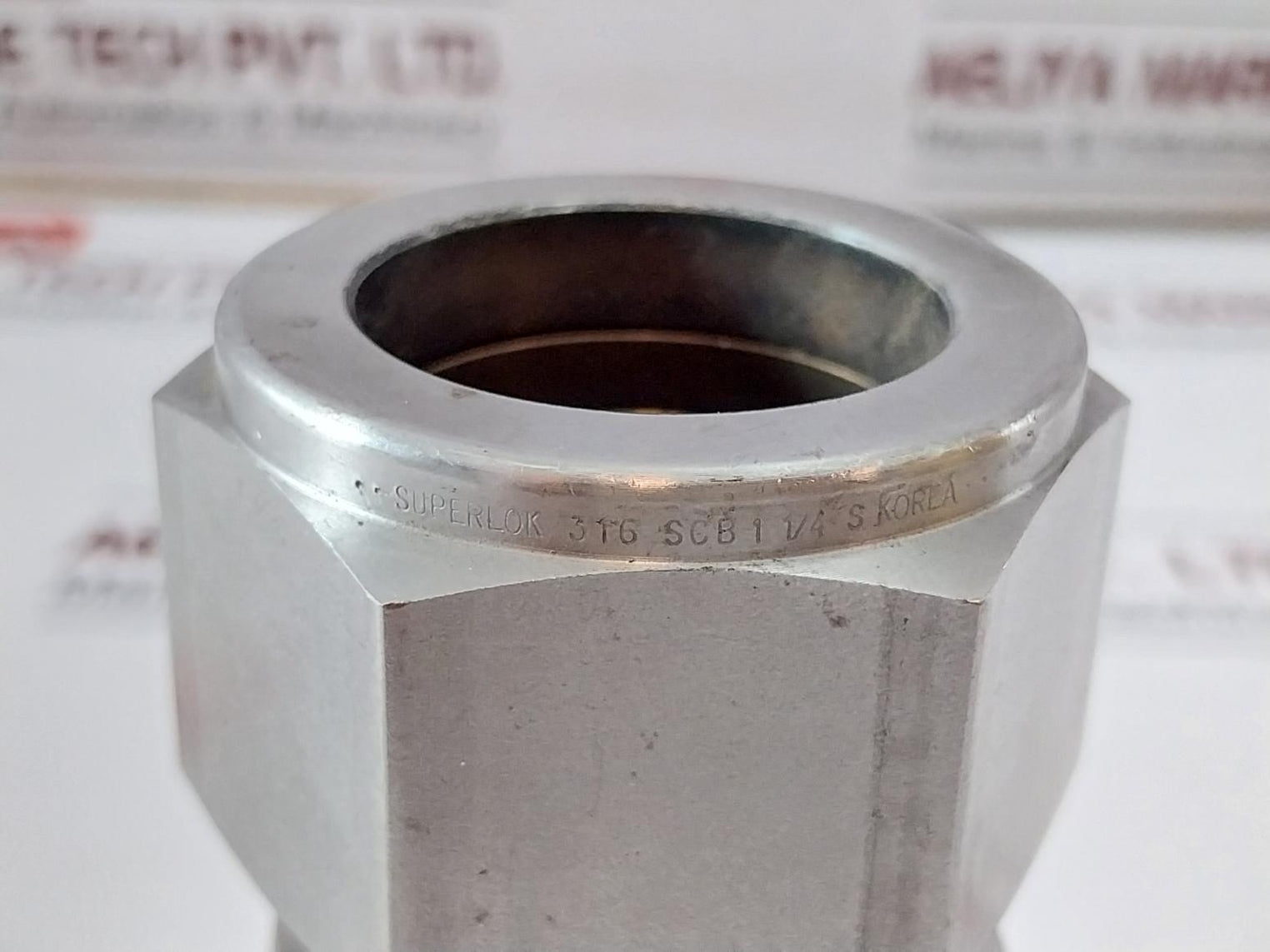 Superlok 316 Scv Ss Tube Fitting 316 Scb 1 1/4S