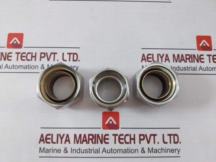 Superlok 316 Scv Ss Tube Fitting 316 Scb 1 1/4S