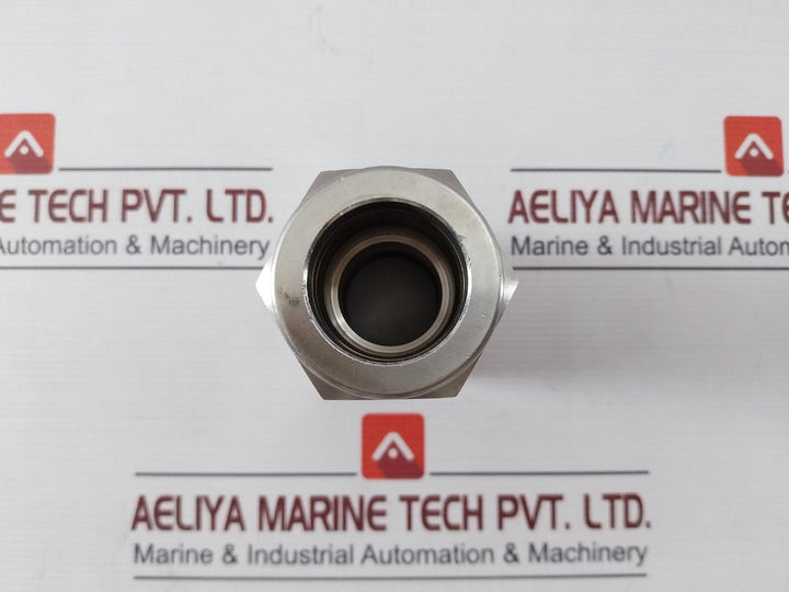 Superlok 316 Scv Ss Tube Fitting 316 Scb 1 1/4S
