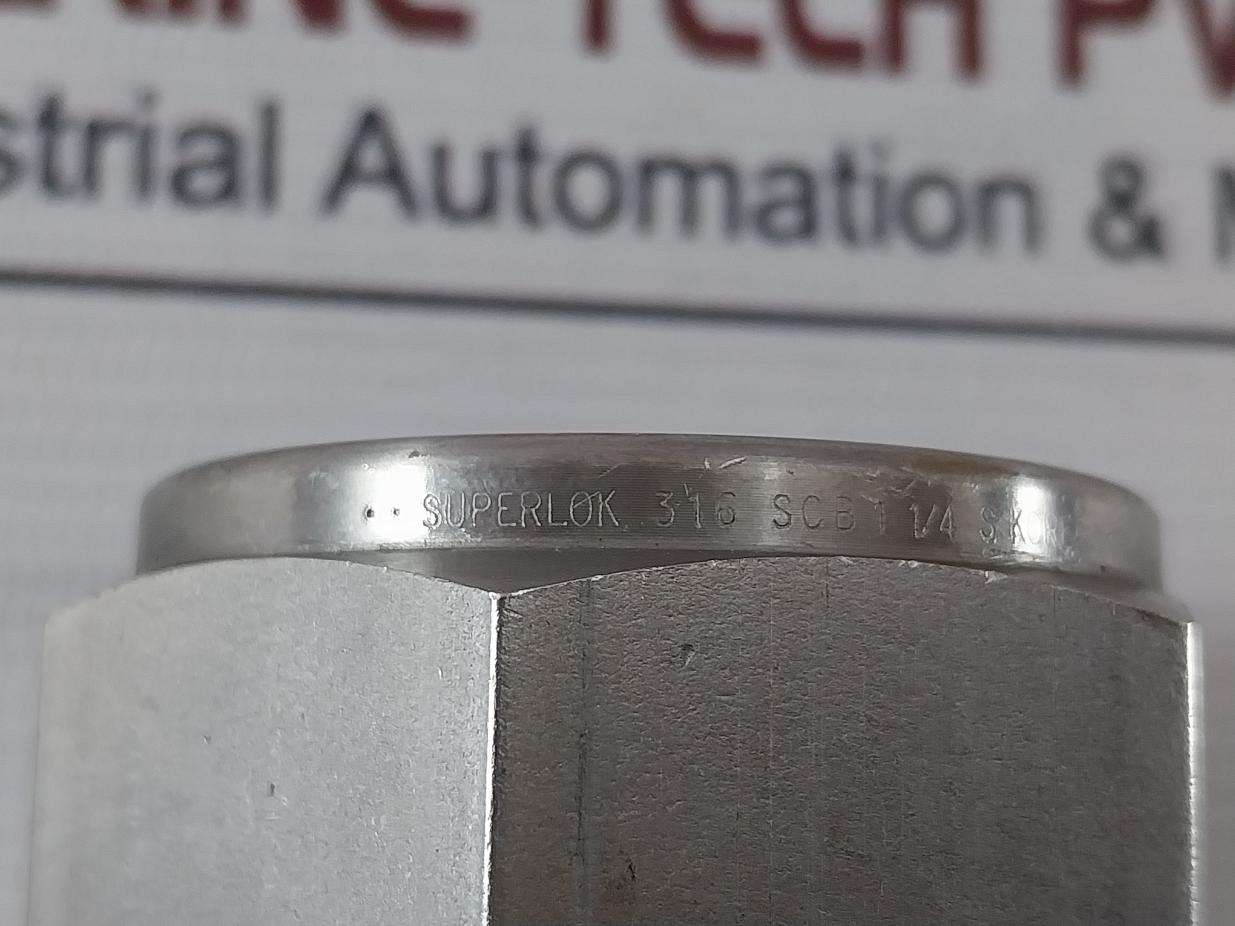 Superlok 316 Scv Ss Tube Fitting 316 Scb 1 1/4S
