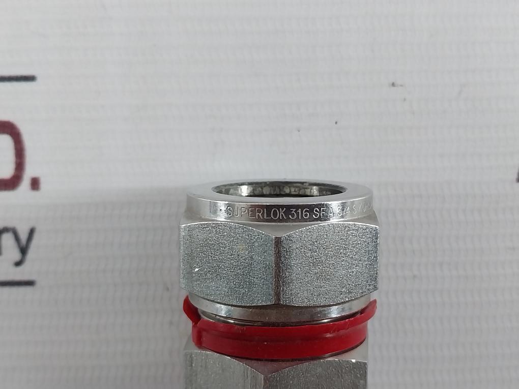Superlok 316 Skg Tube Straight Connector Sfa 3/4 S