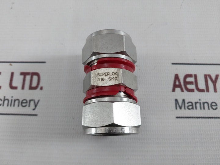Superlok 316 Skg Tube Straight Connector Sfa 3/4 S