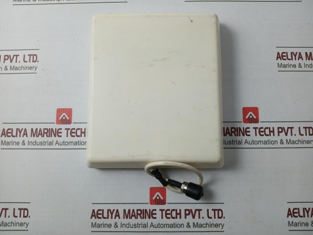 Surbhi Wall Mount Antenna 698~960/1710-2700 Mhz