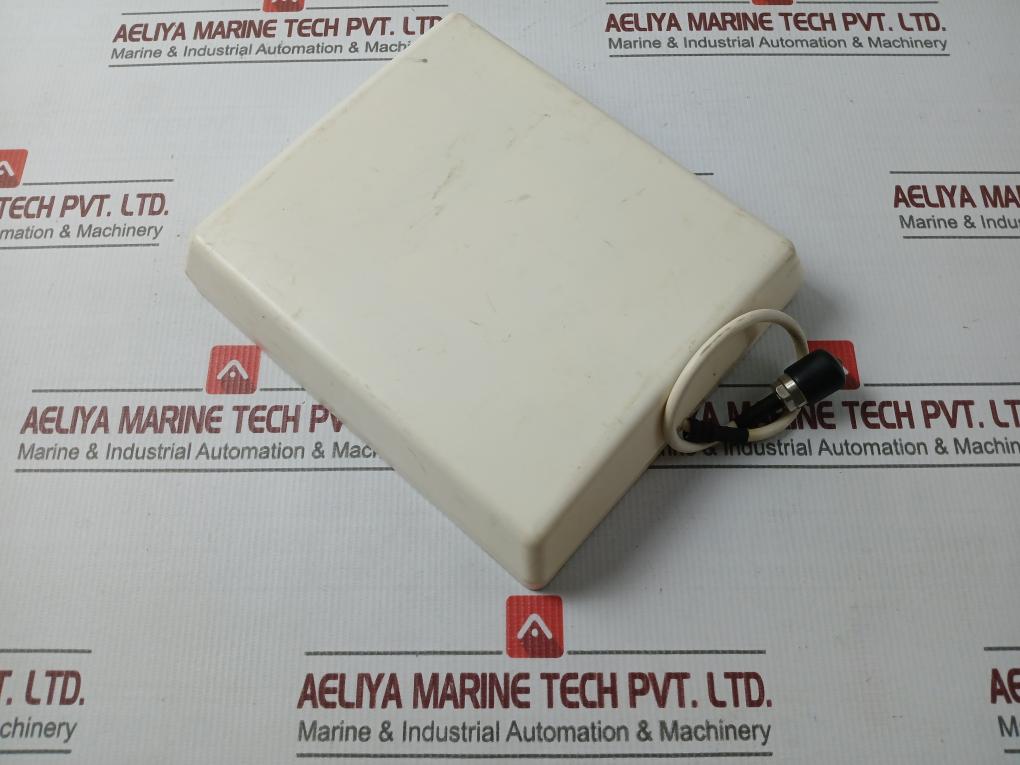 Surbhi Wall Mount Antenna 698~960/1710-2700 Mhz