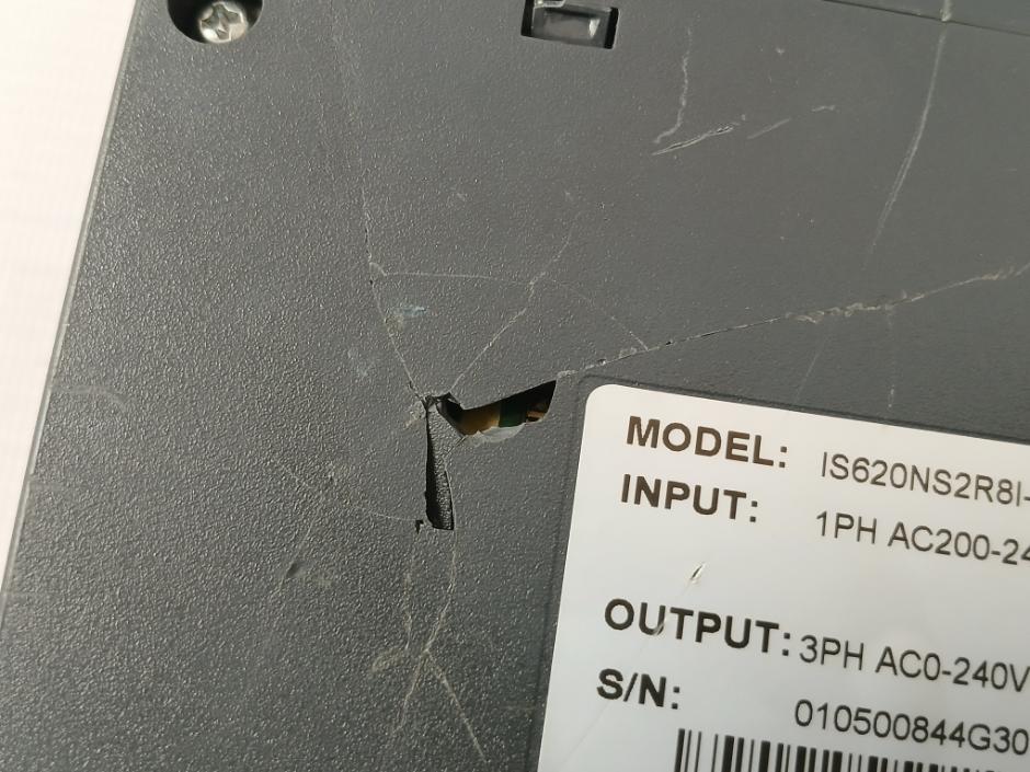 Suzhou Inovance Is620Ns2R8I-mc705 Servo Drive 1Ph Ac200-240V 2.8A 0-400Hz 400W