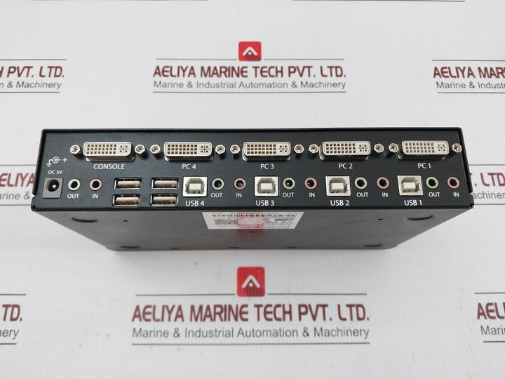 Sv431Dviua-4-port-Dvi-Usb-Kvm-Switch-With-Audio-&-Usb-2-0-Hub-Startech-208878-8