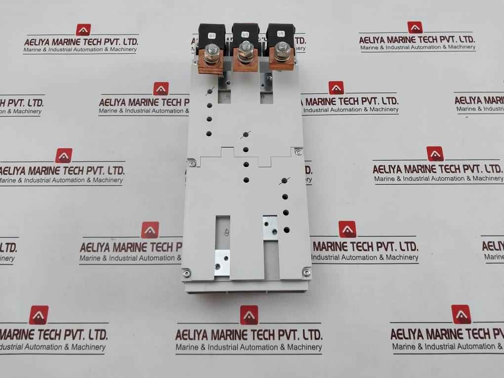 Sv 9345.710 Circuit-breaker Component Adaptor 3-pole 480v/600a