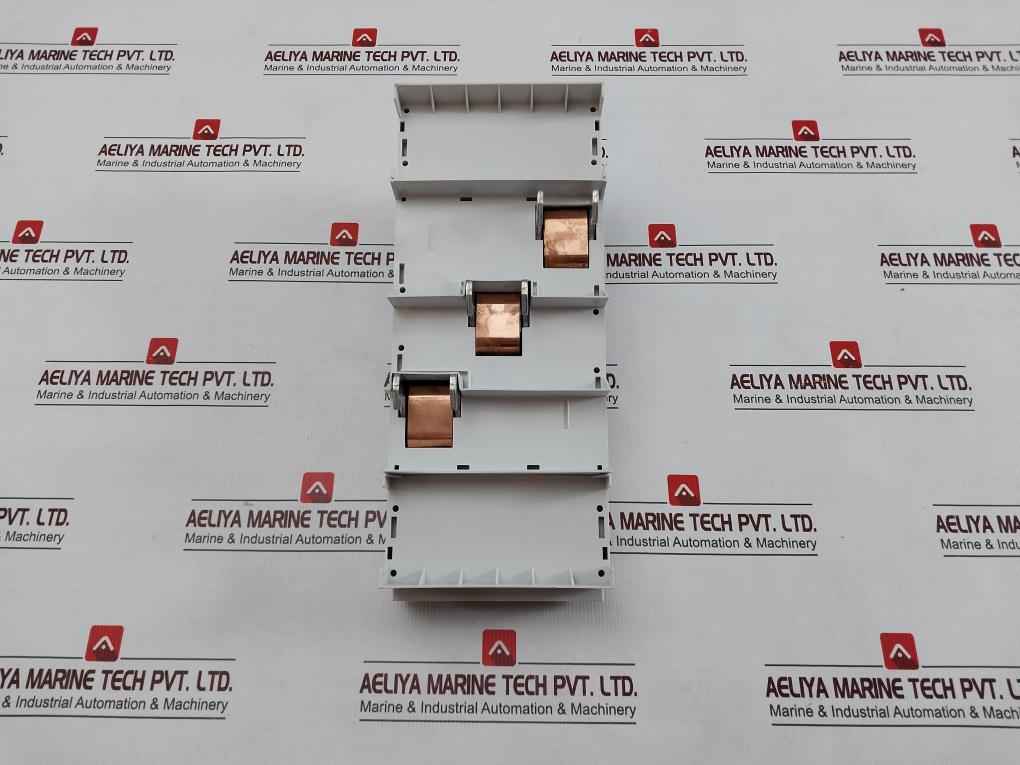 Sv 9345.710 Circuit-breaker Component Adaptor 3-pole 480v/600a