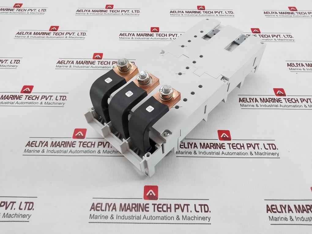 Sv 9345.710 Circuit-breaker Component Adaptor 3-pole 480v/600a