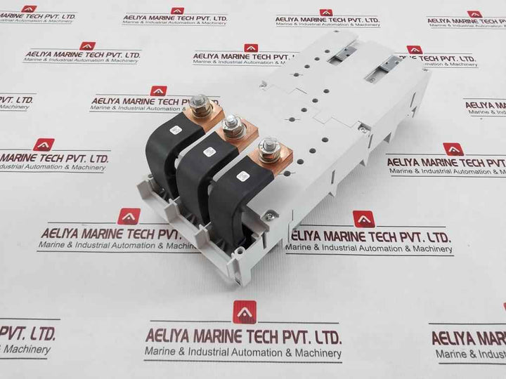 Sv 9345.710 Circuit-breaker Component Adaptor 3-pole 480v/600a