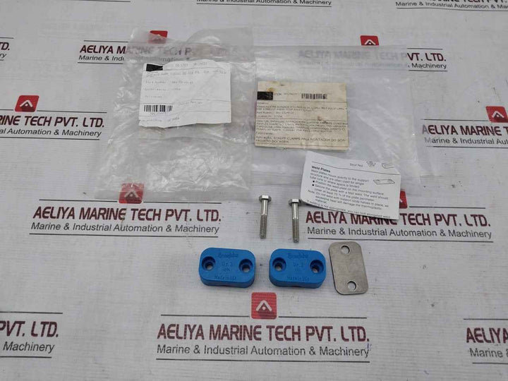 Swagelok 304-s3-pp-8T Bolted Plastic Clamp Tube Support Kit