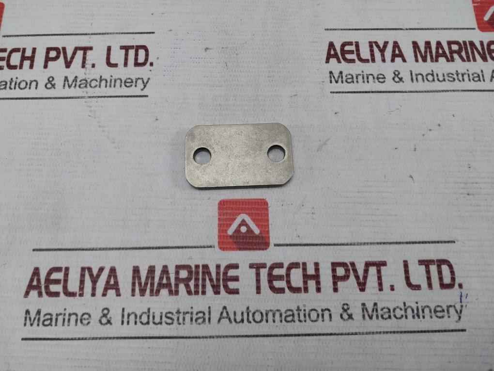 Swagelok 304-s3-pp-8T Bolted Plastic Clamp Tube Support Kit