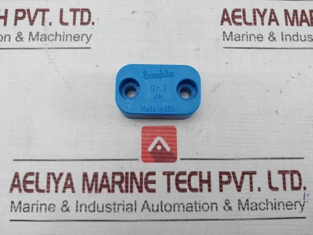 Swagelok 304-s3-pp-8T Bolted Plastic Clamp Tube Support Kit