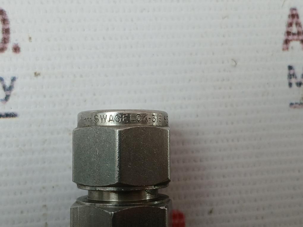 Swagelok 316 D-316-qc6 Quick Connect Coupler Assembly