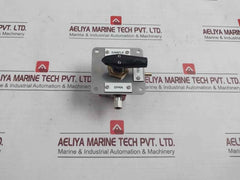 Swagelok B-43Zf2 Ball Valve 150F At 2500 Psig