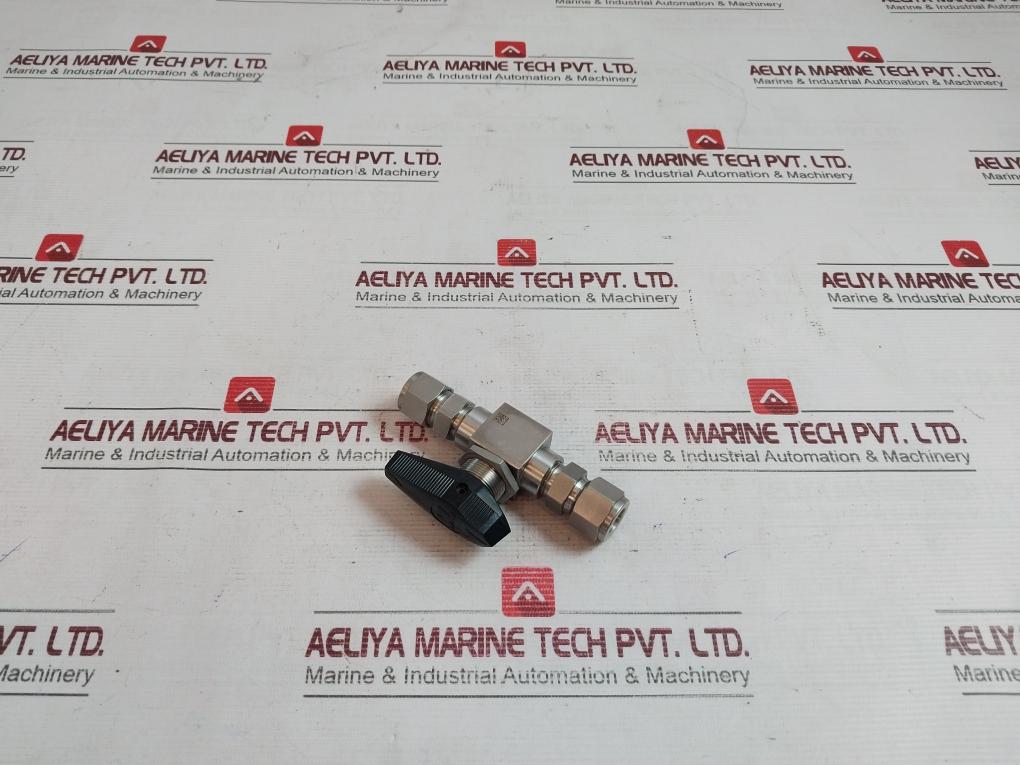 Swagelok SS-83KS8 High Pressure Ball Valve 6000 PSIG at 100F 47K 316 440270001